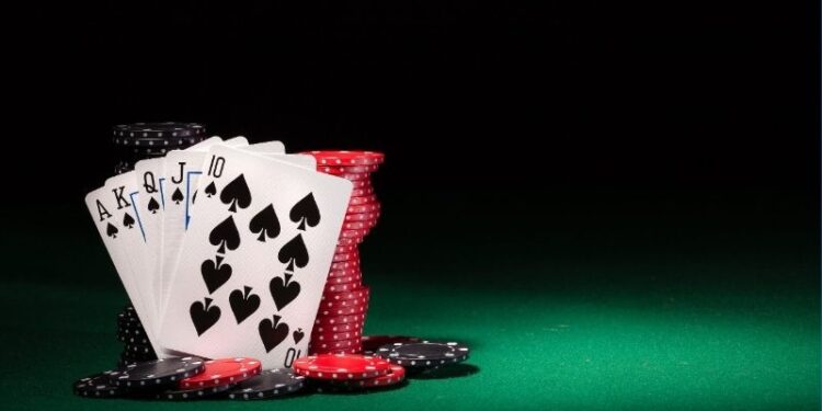Cách chơi bài poker: Chiến thuật và mẹo thắng cược
