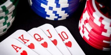 Luật bài poker: Quy tắc cơ bản và cách chơi